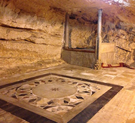 Opus Sectile floor revealed under a carpet on the Dome of the Rock